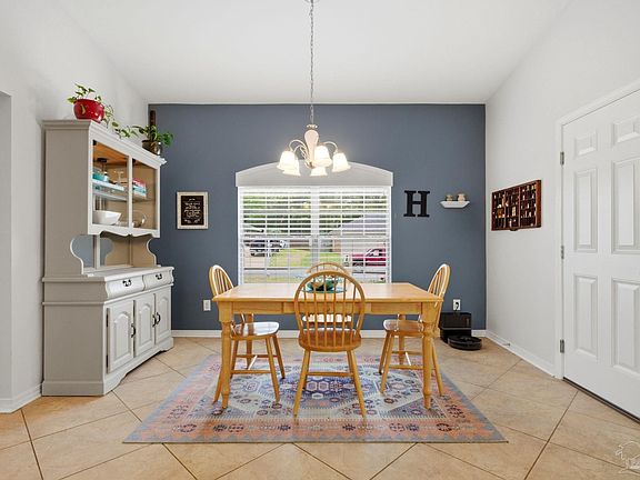 5th image of 8435 Ferlon Ave