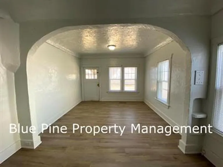 252 N Shilling Ave #1 — Photo 5