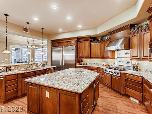 3rd image of 3488 W Agate Ave