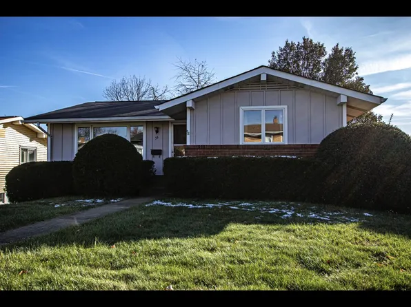 56 Robinhood Rd, Pittsburgh, PA 15220