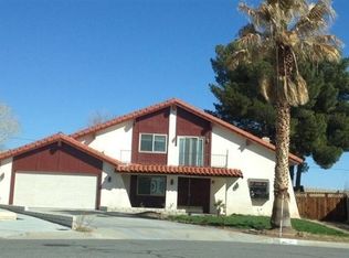 14528 Coolglen Dr, Helendale, CA 92342