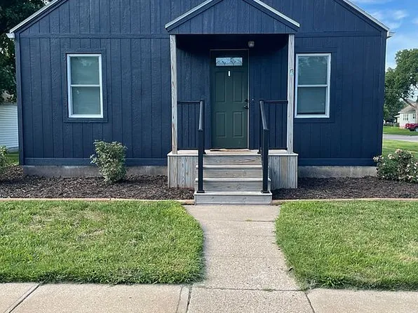 2504 7th St, Columbus, NE 68601