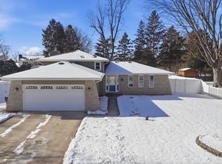 24350 S Marble Rd, Channahon, IL 60410