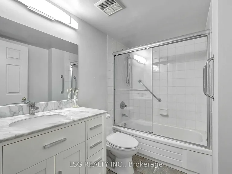 35 Empress Ave #601 — Photo 17