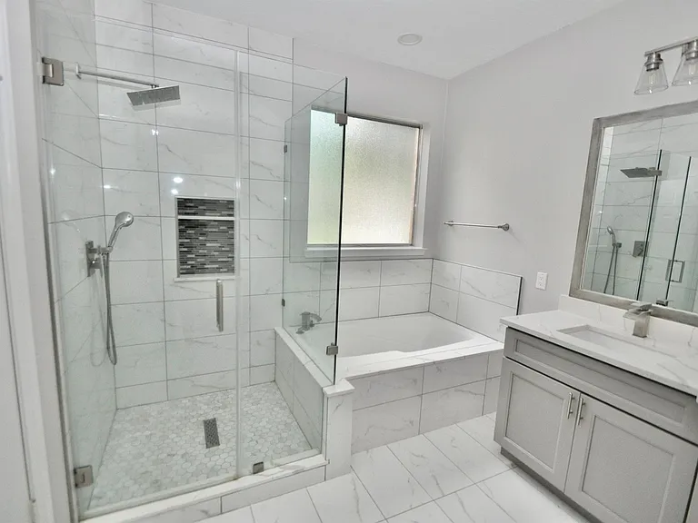 8819 Hedgestone Ct — Photo 15