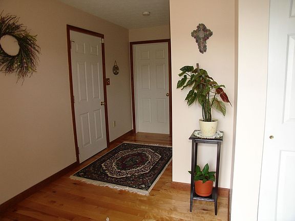 Hardwood entry way