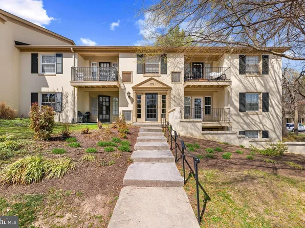 5898 Surrey Hill Pl #G-684, Springfield, VA 22152