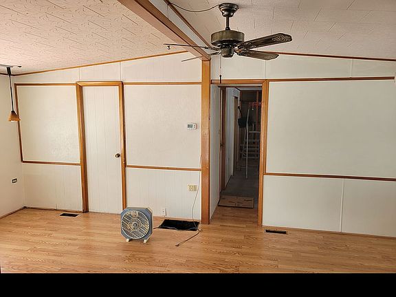3rd image of 4851 W Gandy Blvd Lot C18