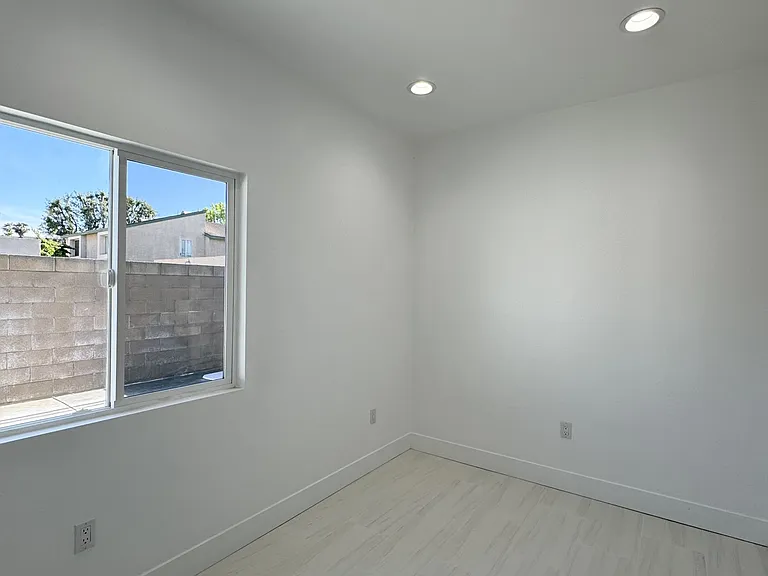 9078 Ingram Ave — Photo 6