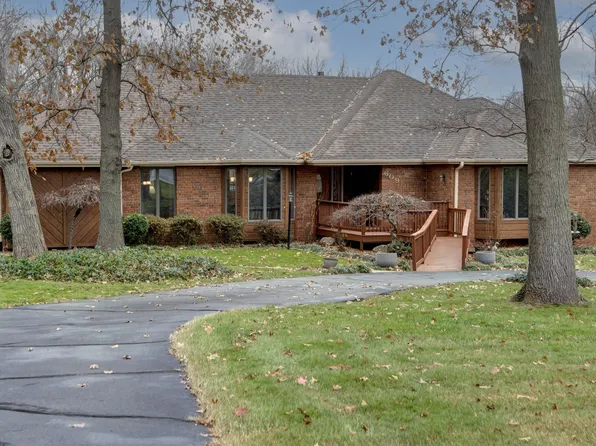 609 E Nottingham Lane, Springfield, MO 65810