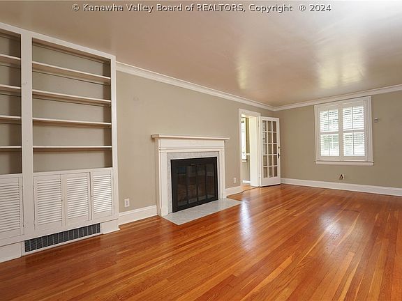 4th image of 4112 Staunton Ave SE