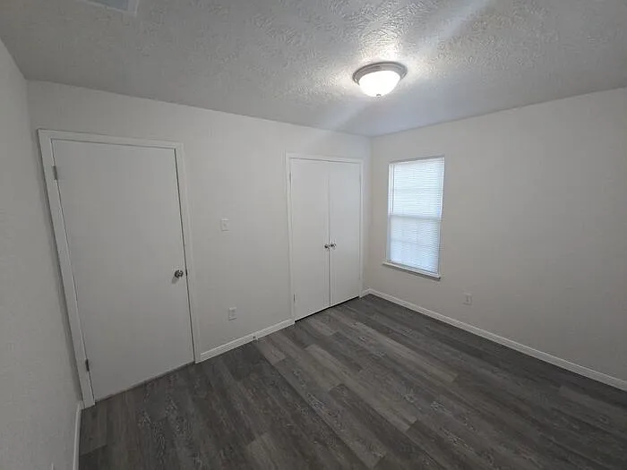 900 E Leslie Cir #A — Photo 8