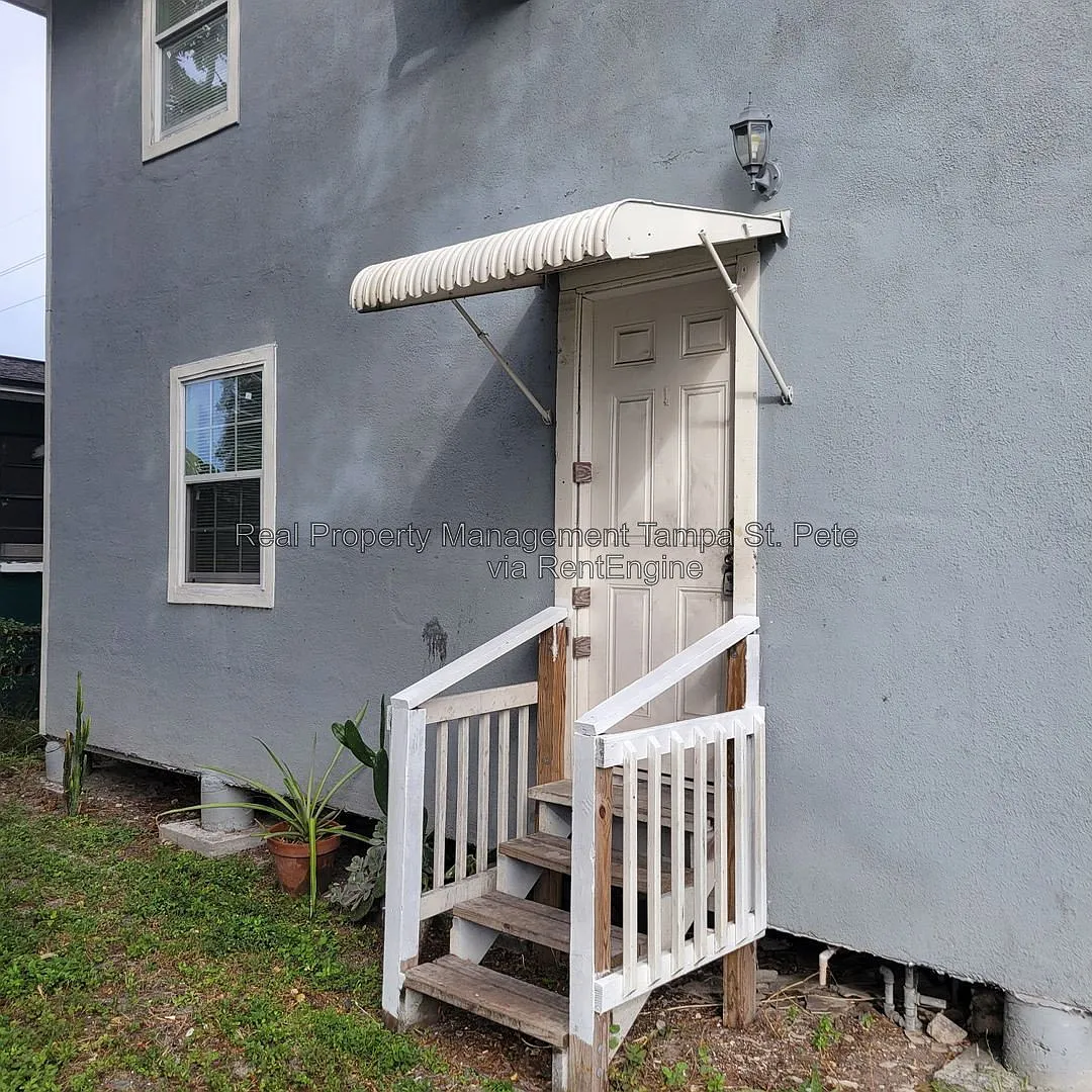 1 bed, 1.0 bath, 700 sqft, $1,050 — Photo 3