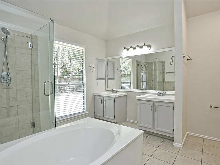 1705 Laurel Ln — Photo 18