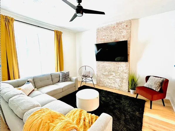 1711 Rialto St, Pittsburgh, PA 15212