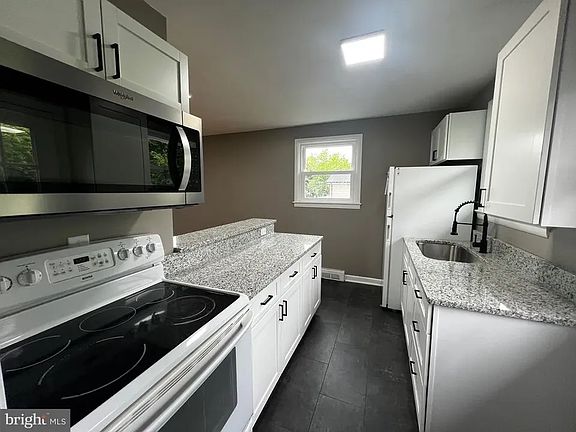 3rd image of 104 Opequon Ave