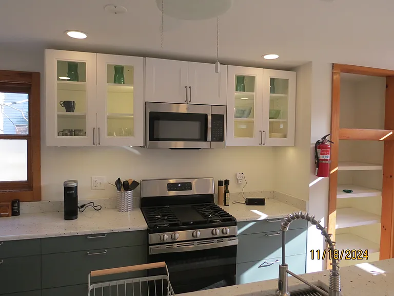 137 Tinker St #0 — Photo 9