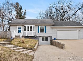 920 Ferris St NW, Grand Rapids, MI 49544