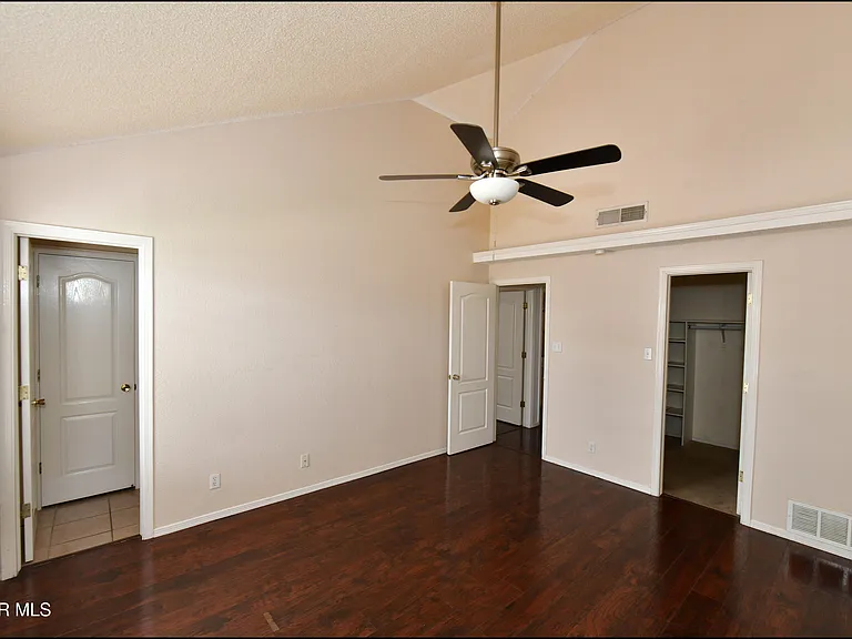 7737 Plaza Azul Rd — Photo 23