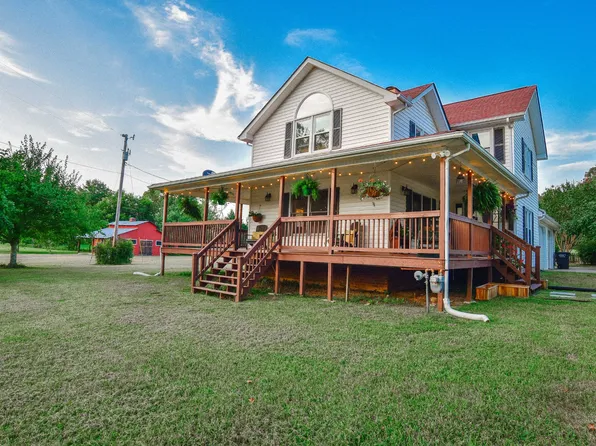 1900 Egypt Rd, Chapel Hill, TN 37034