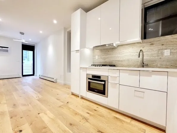 505 West 22nd Street image 1 of 10