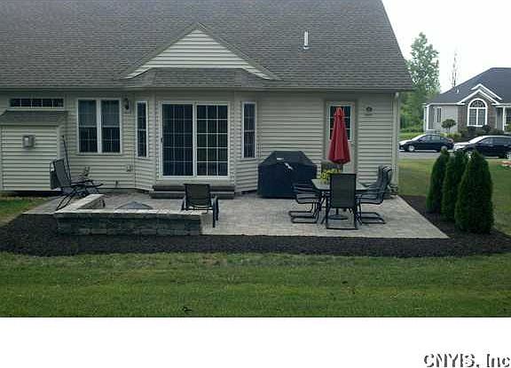 3rd image of 8282 Justin Dr