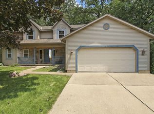 10301 32nd Ave, Pleasant Prairie, WI 53158