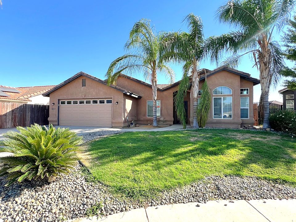1st image of 427 Woodlands Meadow Ct