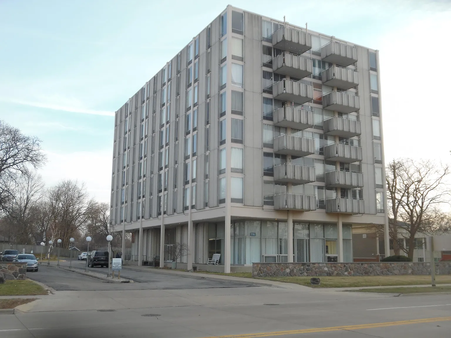 715 W Michigan Ave #508 photo 1