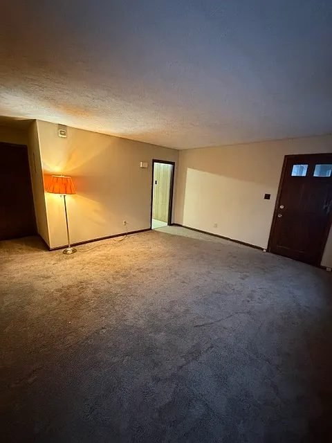 1 bed, 850 sqft, $1,295 — Photo 3