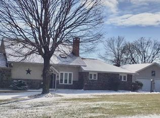 534 Sandt Rd, Pen Argyl, PA 18072