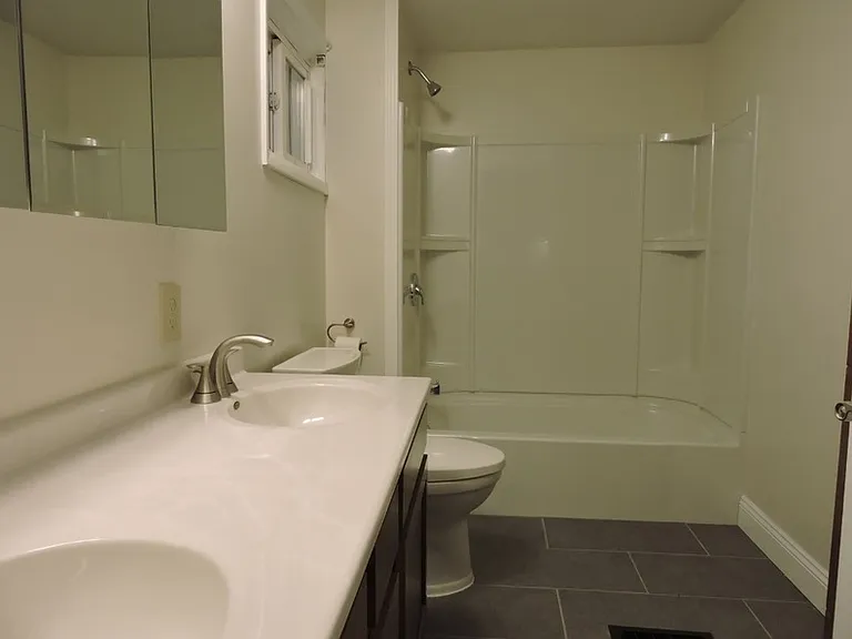202 Cayuga St #1 — Photo 2