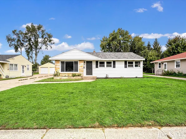 1133 32nd St SW, Wyoming, MI 49509