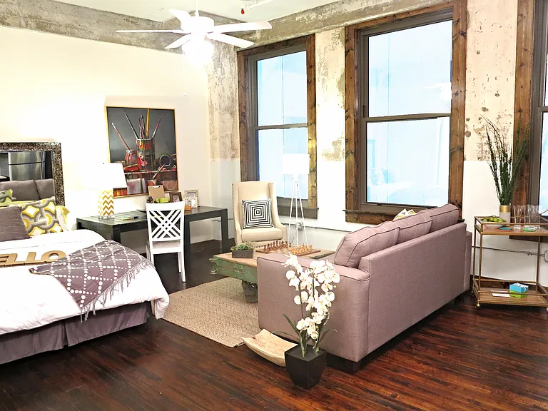 Pressbox Lofts — Photo 6