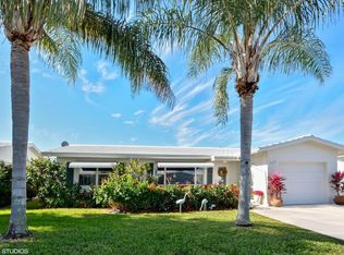 703 SW 16th St, Boynton Beach, FL 33426