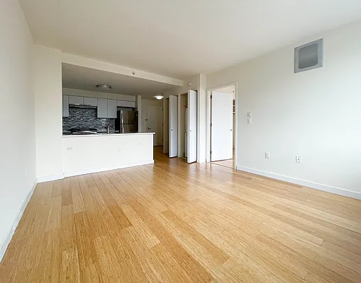 Rented by Kahen Properties | media 3