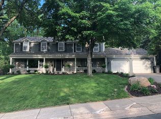 6908 Gleason Rd, Edina, MN 55439