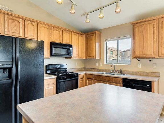 4th image of 39479 S Old Arena Dr