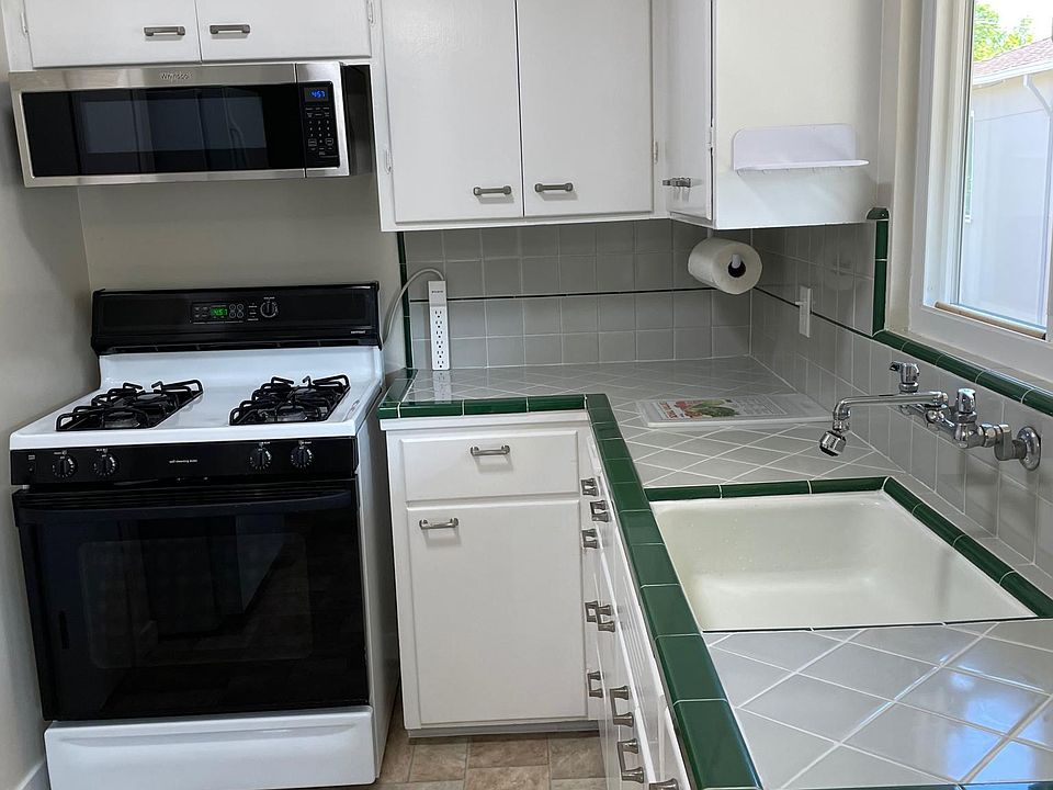 1st image of 850 Live Oak Ave #4