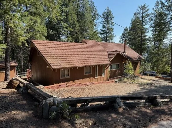 279 Placer Dr, Trinity Center, CA 96091