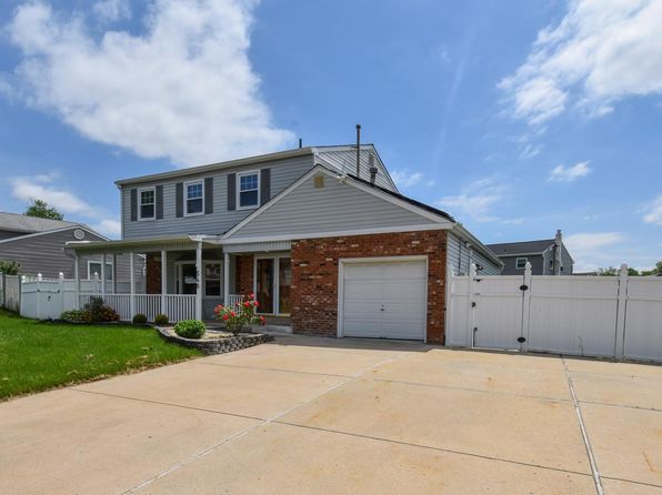 548 Cassingham Rd, Fairless Hills, PA 19030
