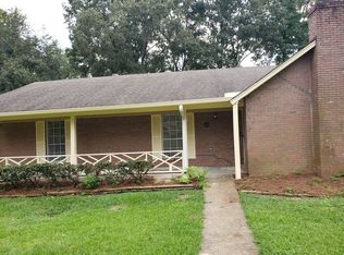 1620 Twin Oaks Dr, Clinton, MS 39056
