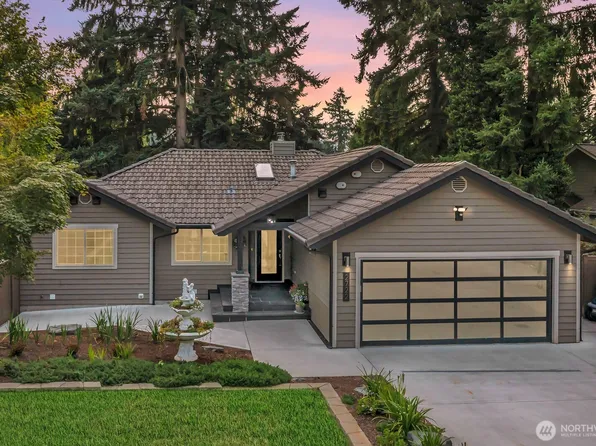 2722 210th Avenue E, Lake Tapps, WA 98391