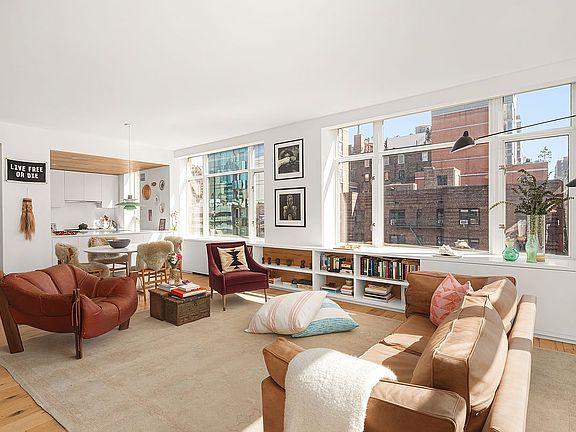 2nd image of 201 W 17th St APT 6B
