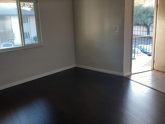 3rd image of 4625 Ashdale Ct #4