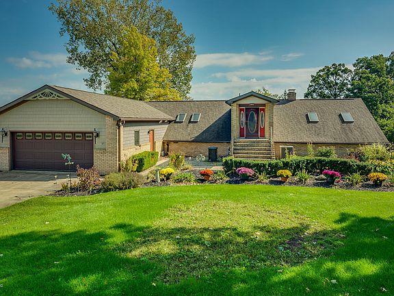 2nd image of 70255 Hilltop Dr