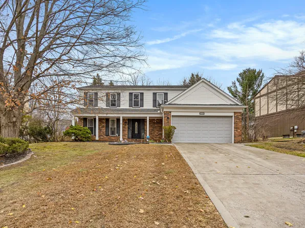 408 Arlington Dr, Rochester Hills, MI 48307