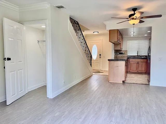 2558 Orange Ave #A7 — Photo 13