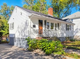 33 Brook Rd, Quincy, MA 02169