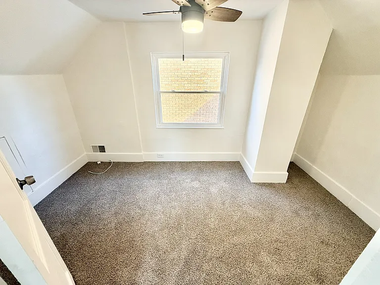 2413 Milburn St — Photo 12